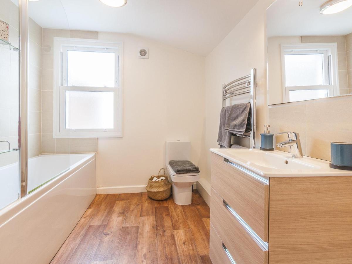 Rosewood House Exeter Villa Екстериор снимка