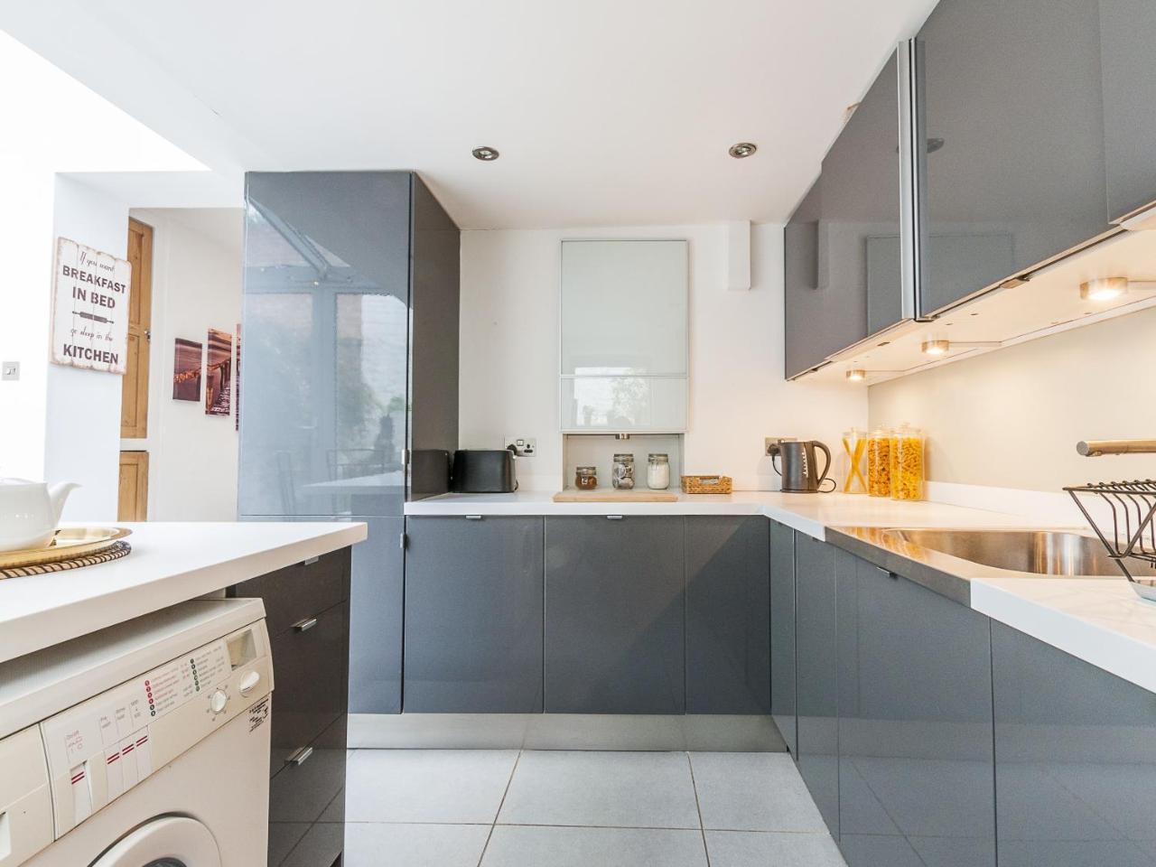 Rosewood House Exeter Villa Екстериор снимка