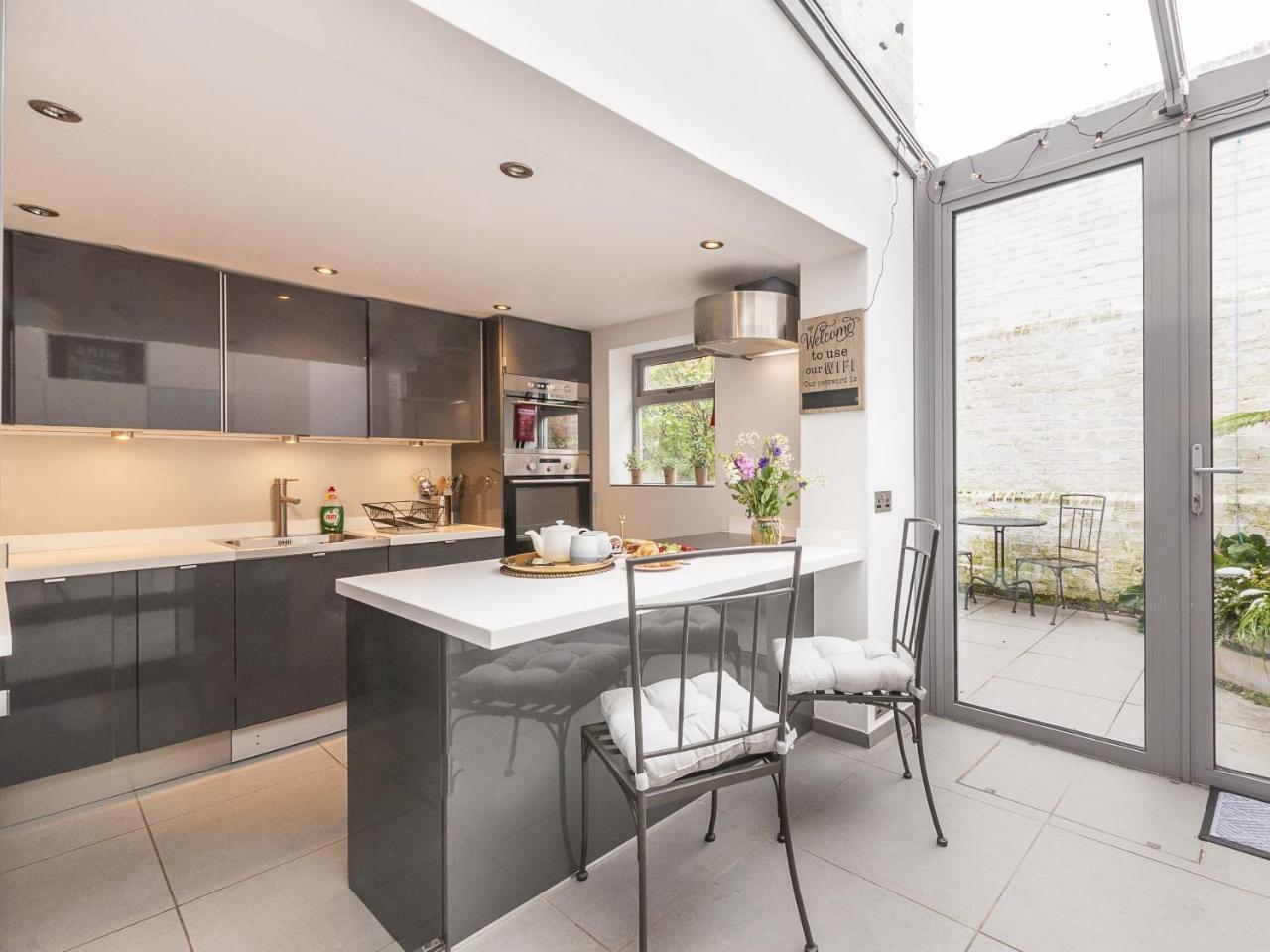 Rosewood House Exeter Villa Екстериор снимка